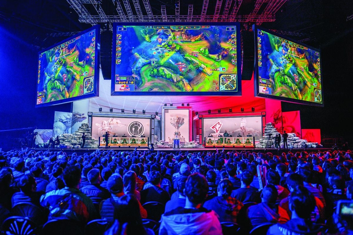 “League of Legends” 2019 World Championship Quarterfinals with LED stage work by Lux Machina. (Photo by David Lee of Riot Games)