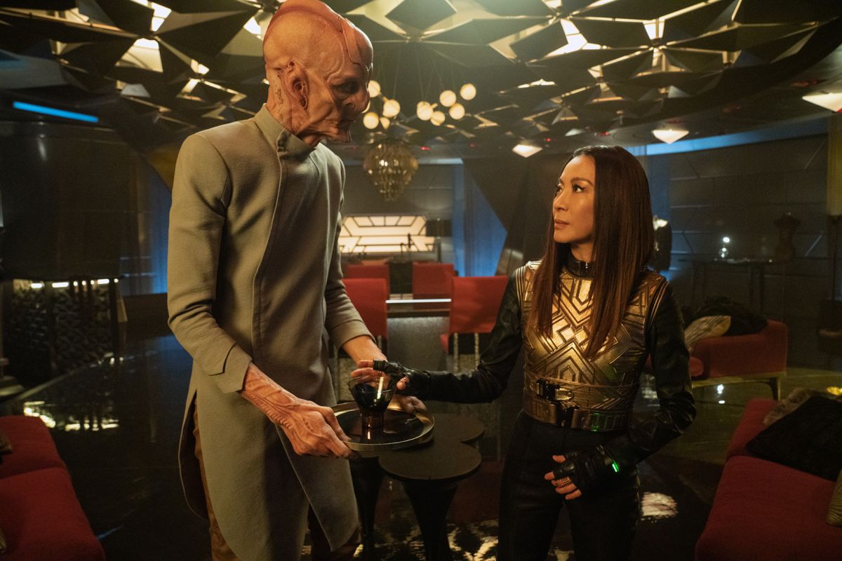 Saru (Doug Jones) and Emperor Georgiou (Michelle Yeoh) in the “Mirror Universe.”