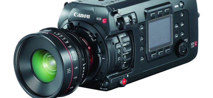 Feature Canon Eos C700 1701