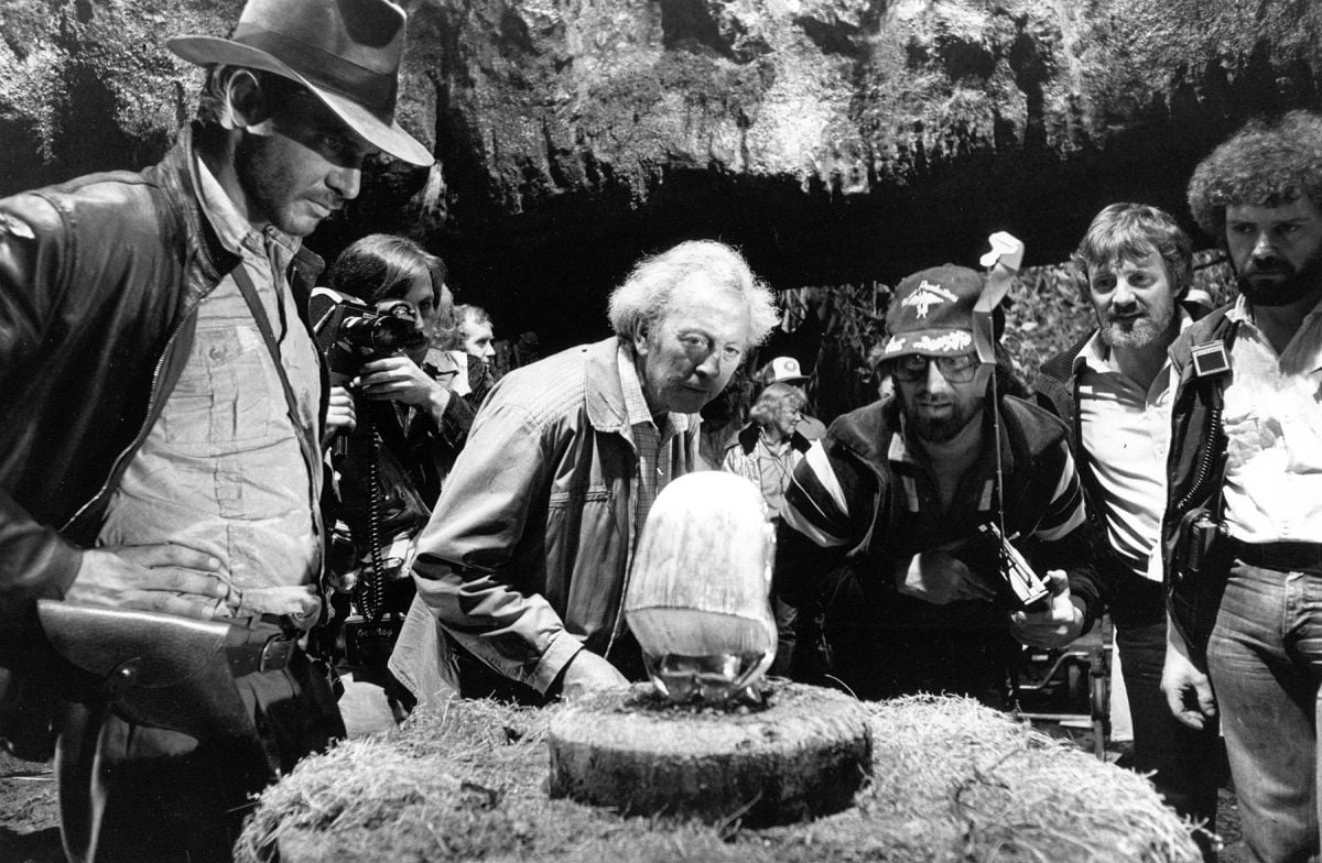 Ford, Slocombe and Spielberg examine the idol mechanism.