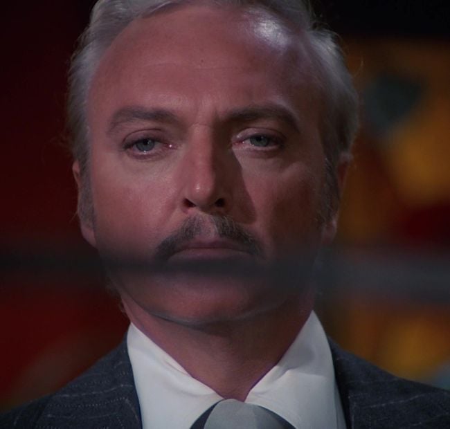 Columbo S05 E05 ribbon rack 2