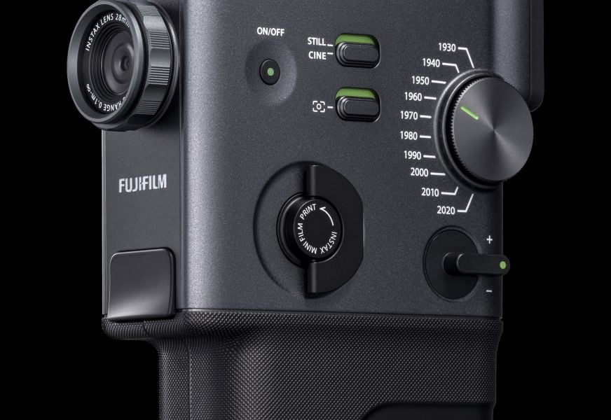 NP Fujifilm Instax mini Evo Cinema 06 basic promotional image