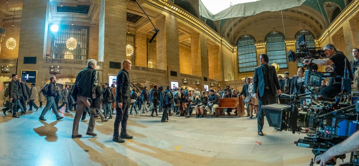 On location in the Main Concourse, multiple cameras roll on a scene between Reeves and Mark Dacascos (portraying rival assassin Zero).