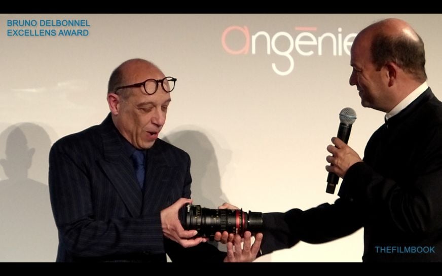 Bruno Delbonnel Accepting Angenieux Excel Lens Award From Emmanuel Sprauel Photo Benjamin B Thefilmbook