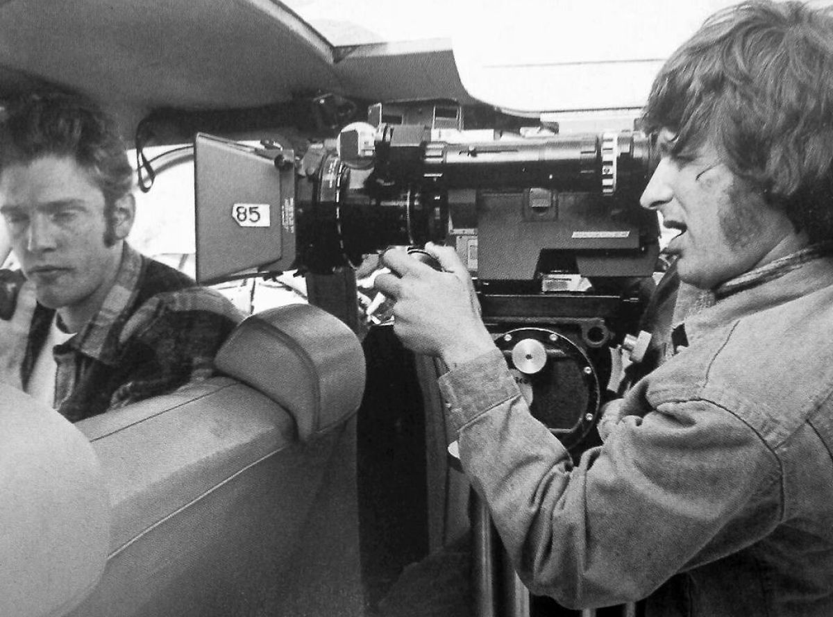 Spielberg examines a shot on Atherton.