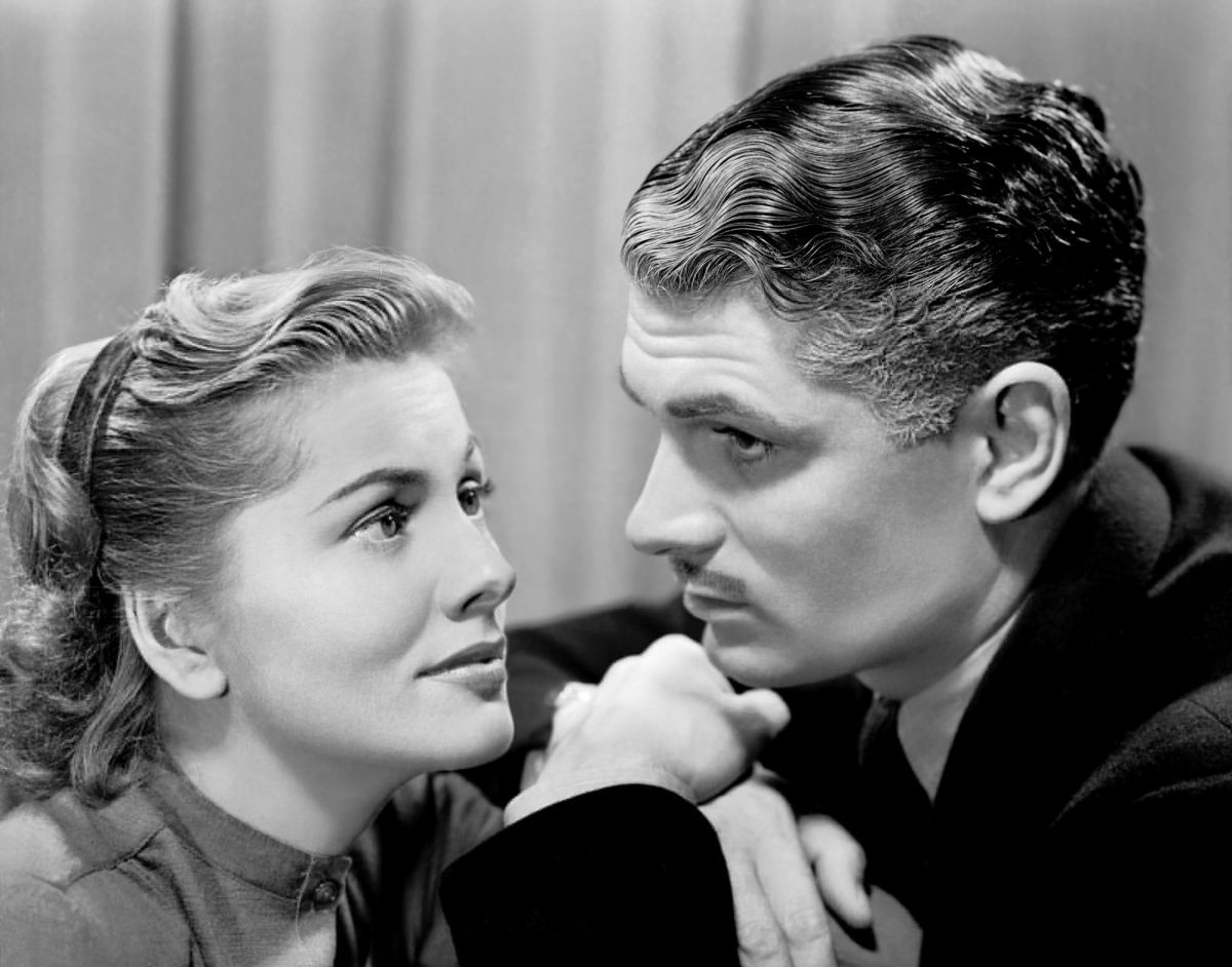 Casting was a key issue: Joan Fontaine and Lawrence Olivier, as Mrs. de Winter and Maxim de Winter.